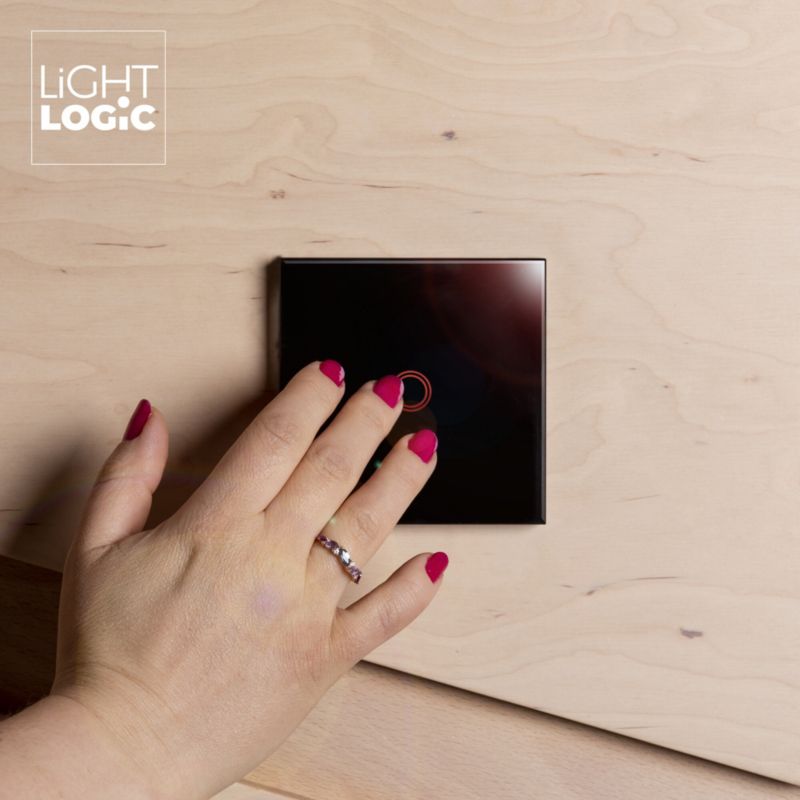 Łącznik jednobiegunowy LightLogic LL TOUCH SWITCH 1B 31341 włącznik pojedynczy szklany dotykowy czarny 1  szt.