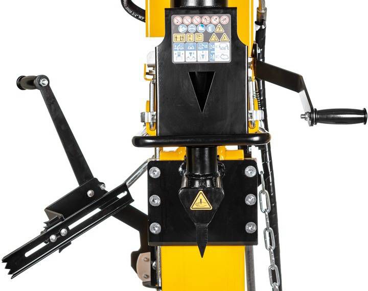 Łuparka Cedrus Ls09 Do Drewna Hydrauliczna Elektryczna Pionowa Rębak Nacisk 14 Ton 1szt.