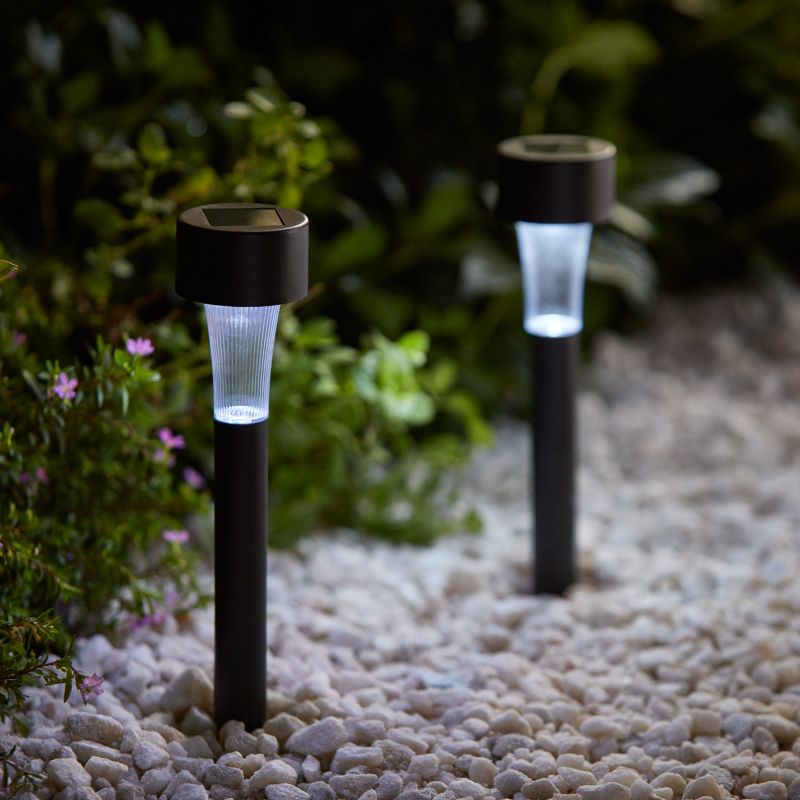 Lampy solarne do ogrodu