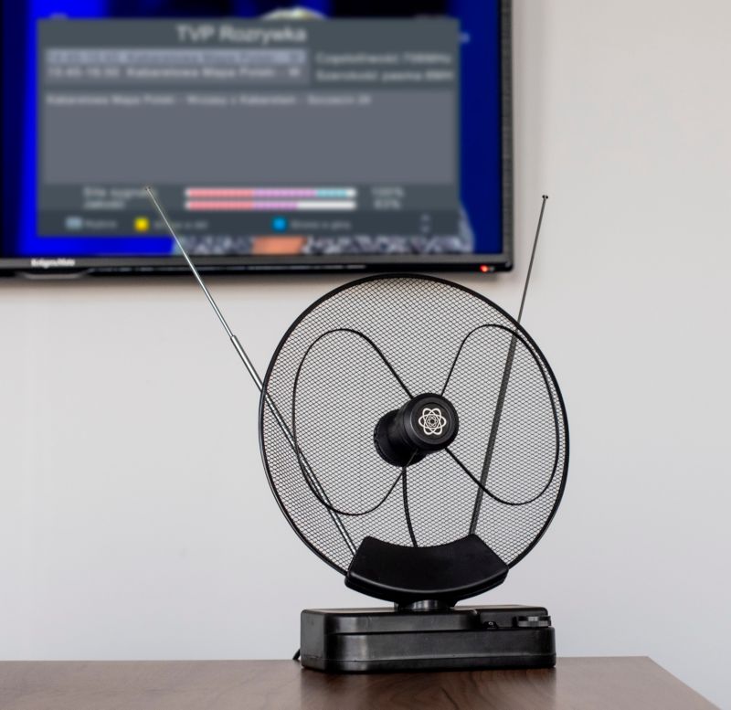 Antena pokojowa Vayox VA0090 aktywna wzmacniacz DVB-T2 1 szt.