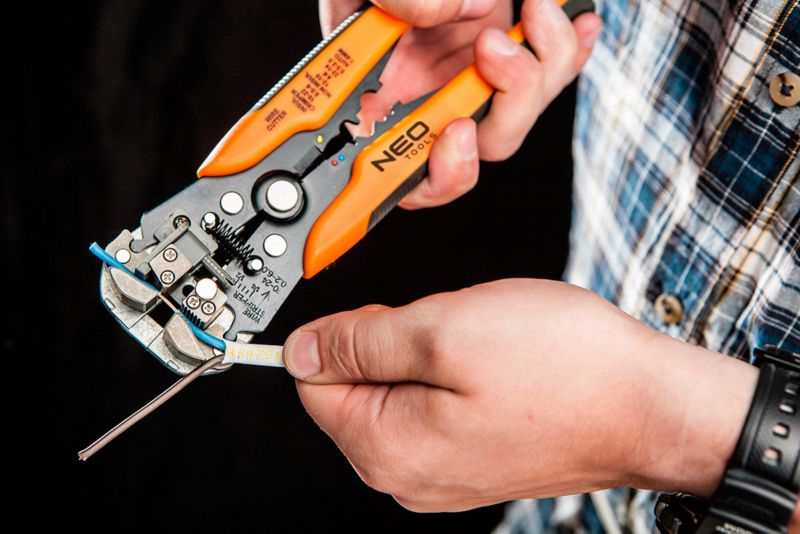 Automatyczny ściągacz izolacji NEO TOOLS 205mm, czołowy 1 szt