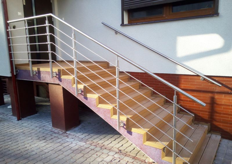 Balustrada nierdzewna schodowa AVIS, barierka ze stali nierdzewnej 4 x fi12 mm długość 2,5 m