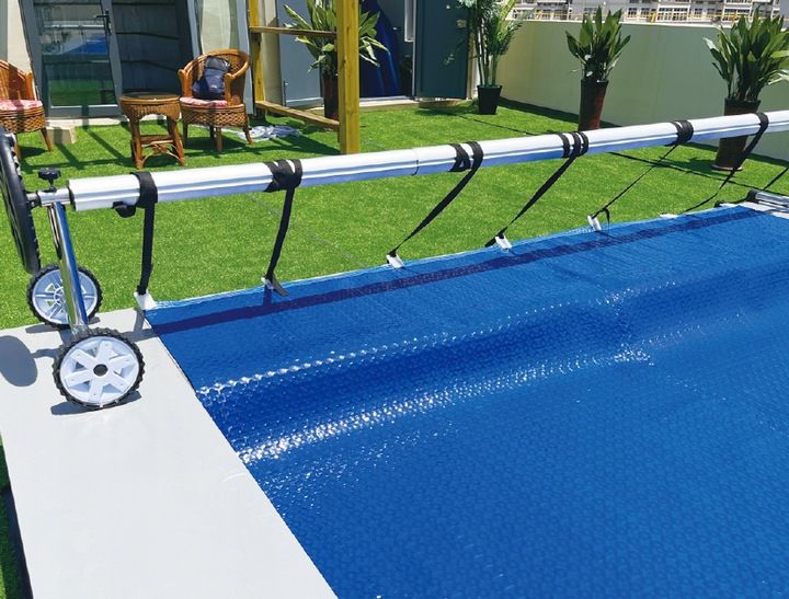 Basen folia solarna 500 mikronów Coil gruba 4m srebrno-niebieska mocna 1szt