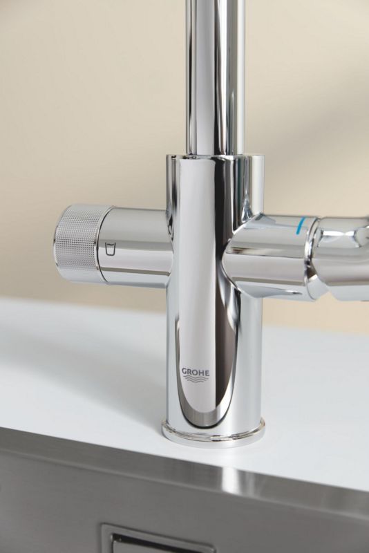 Kuchyňská filtrační baterie Grohe Blue Pure.