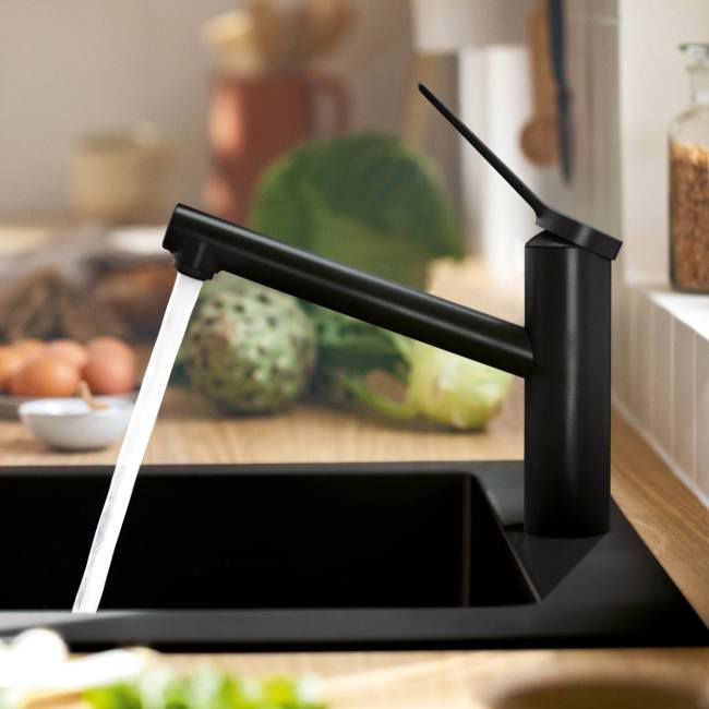 Bateria kuchenna Hansgrohe Zesis 150 czarny