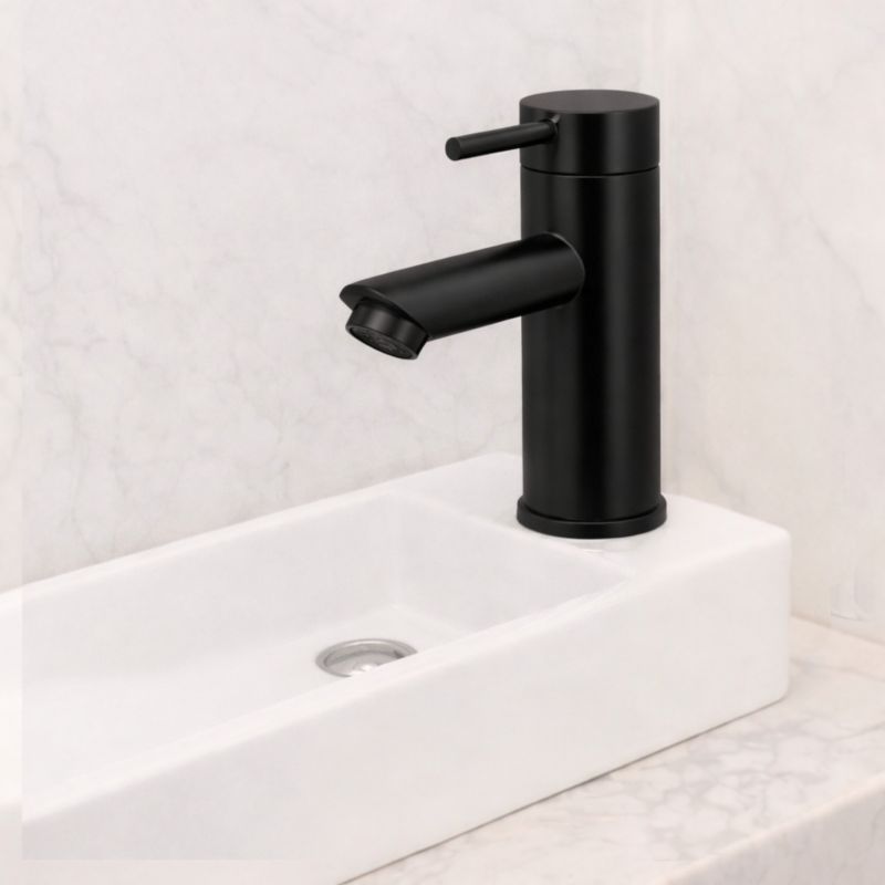 Bateria umywalkowa Estiva MIZA 17 Black czarna  z perlatorem niska 17 cm 1 szt.