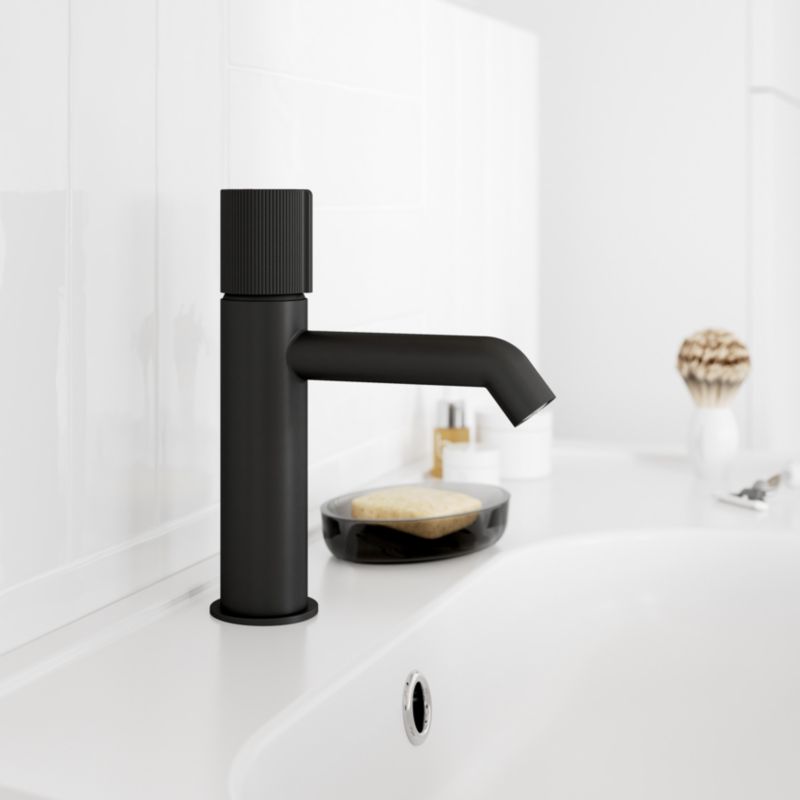 Bateria umywalkowa GoodHome Levanna M czarny mat