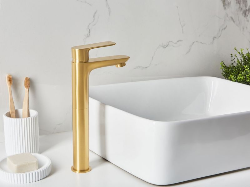 Vysoká umyvadlová baterie Colhue Brass Gold 1 ks.
