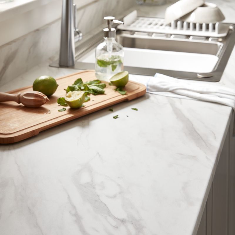 Blat laminowany GoodHome Algiata 2,2 x 62 x 300 cm biały marmur