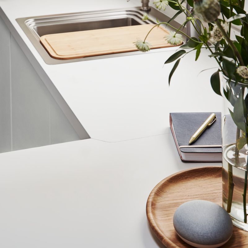 Blat laminowany GoodHome Berberis 3,8 x 62 x 300 cm biały super mat