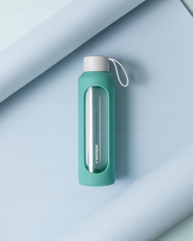 Butelka na wodę, Wessper B1, motywacyjna, z miarką, z etui, szkło borokrzemowe, bidon, 500ml, szmaragdowa, 1szt