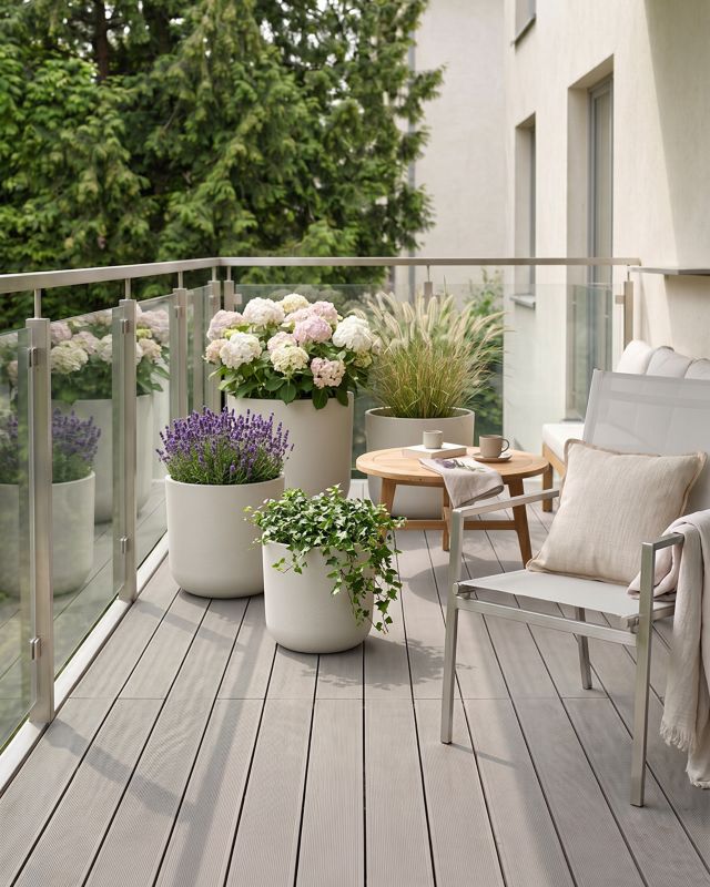 Donica ogrodowa, na balkon, do domu 30x30x28cm ELEGANTE S Mazovia - odporna na UV i mróz, wodoodporna, Biała imitująca beton 1szt