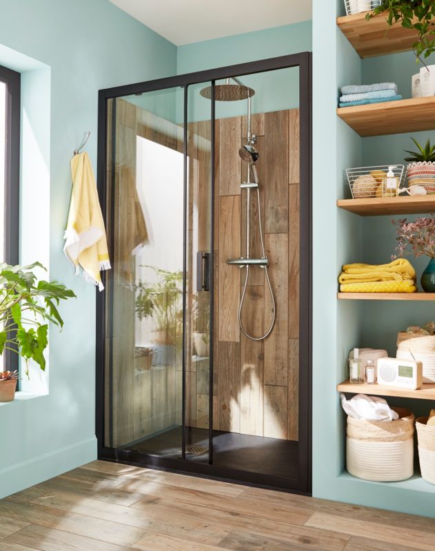 Drzwi prysznicowe przesuwne GoodHome Beloya 120 cm czarne / transparentne