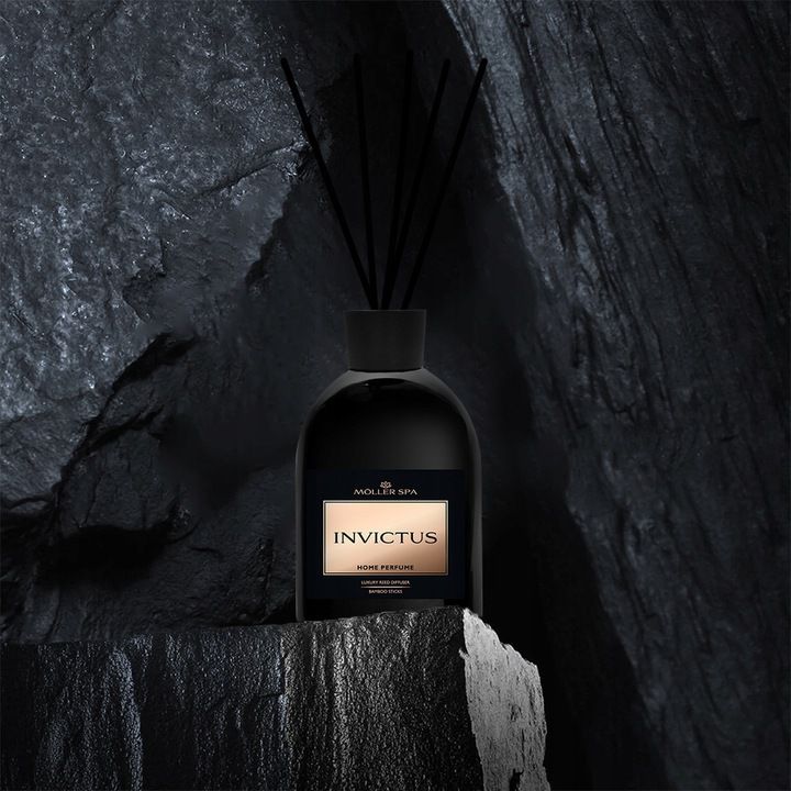 Dyfuzor zapachowy Matkam zapach perfum Invictus 250 ml 1 szt.
