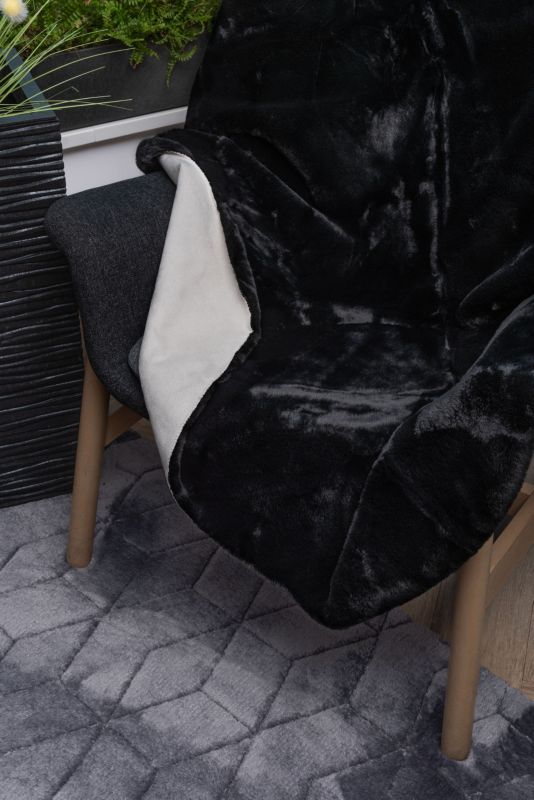 Dywan Multidecor Sztuczna Skóra Rabbit  90 x 120 cm czarny 1 szt.