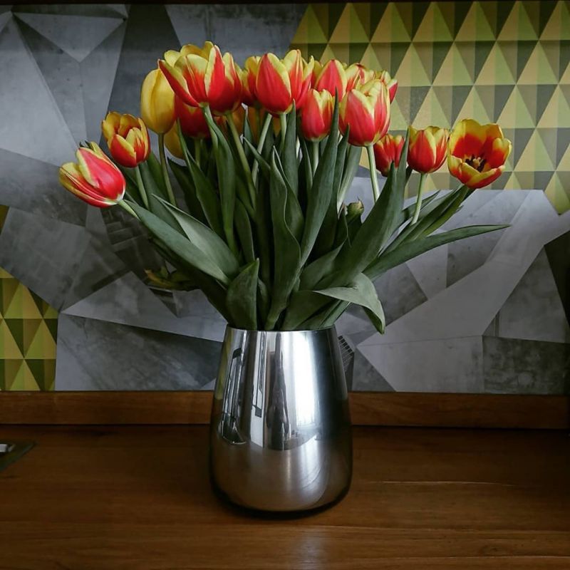 Farba w sprayu PintyPlus Mirror Effect nadająca efekt lustra 400ml 1 szt.