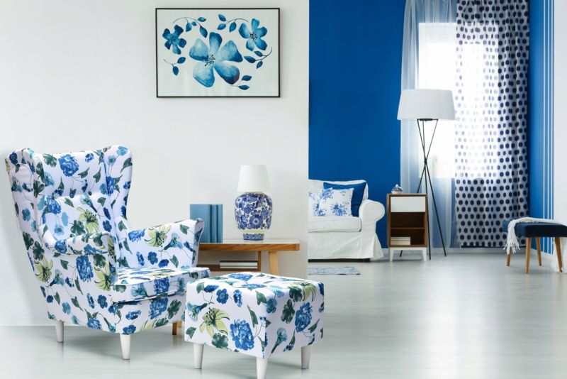 Fotel uszak do salonu z podnóżkiem Family Meble ARI PRINT Monstera 1szt