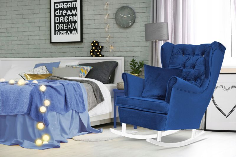 Fotel uszak do salonu z podnóżkiem Family Meble Diana róż 1szt