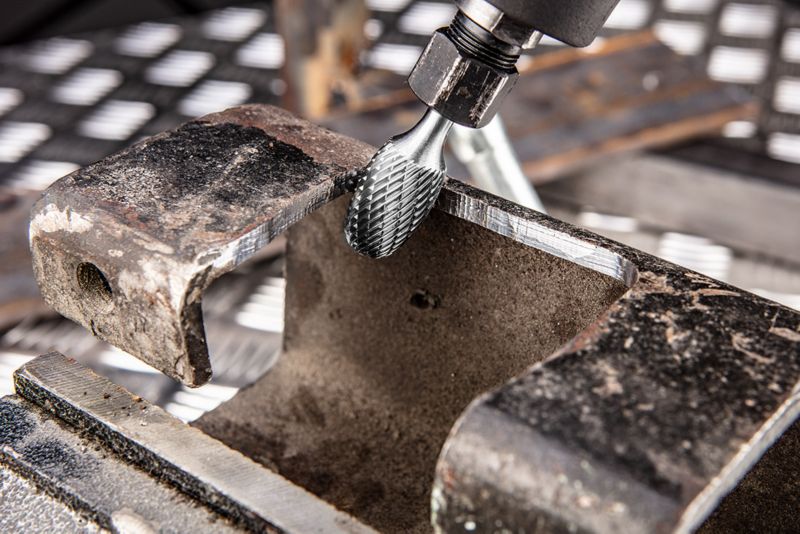 Frez do metalu GRAPHITE typ E (owalny), 10 x 16 mm, trzpień 6 x 45 mm 1 szt