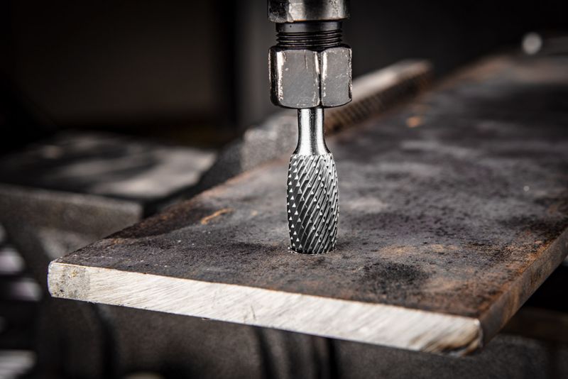 Frez do metalu GRAPHITE typ H (płomieniowy), 12 x 32 mm, trzpień 6 x 45 mm 1 szt