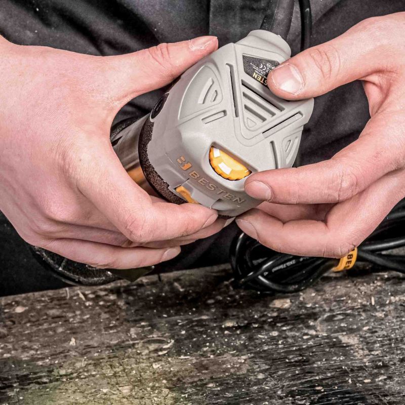 Frezarka górnowrzecionowa BESTEN BE-2536 800W 30 000 RPM 6-biegowa zestaw 15 frezów walizka 1 szt.