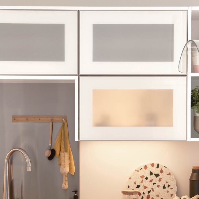Front kuchenny do szafki z przeszkleniem GoodHome Stevia 30 cm biały połysk