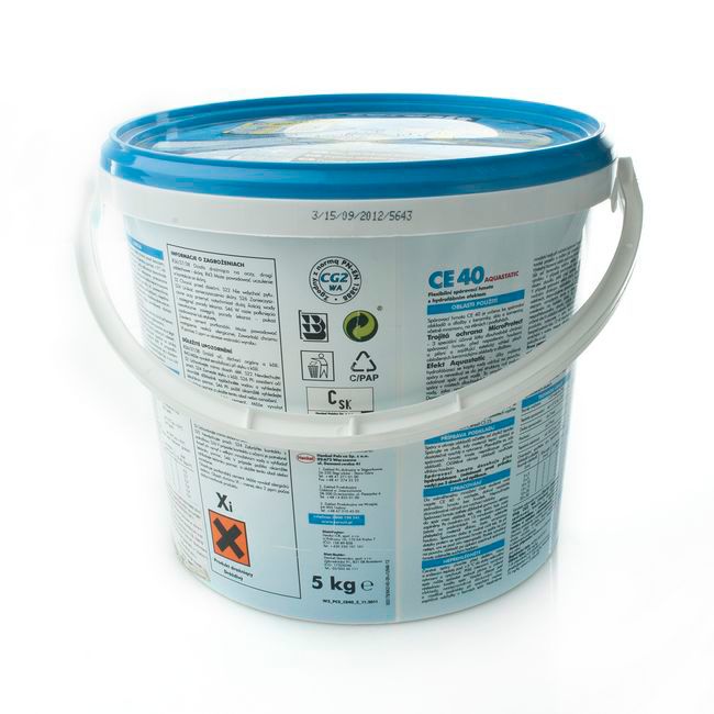 Fuga elastyczna Ceresit CE 40 Aquastatic jaśminowa 5 kg