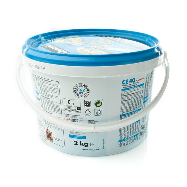 Fuga elastyczna Ceresit CE 40 Aquastatic terra brąz 2 kg