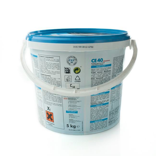 Fuga elastyczna Ceresit CE 40 Aquastatic terra brąz 5 kg
