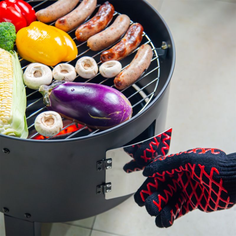 Grill węglowy z wędzarnią