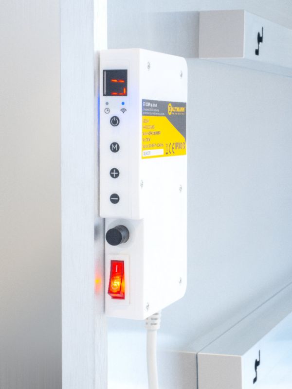 Grzejnik elektryczny na podczerwień Kaltmann 720W Wi-Fi Pilot 24m² 1szt.