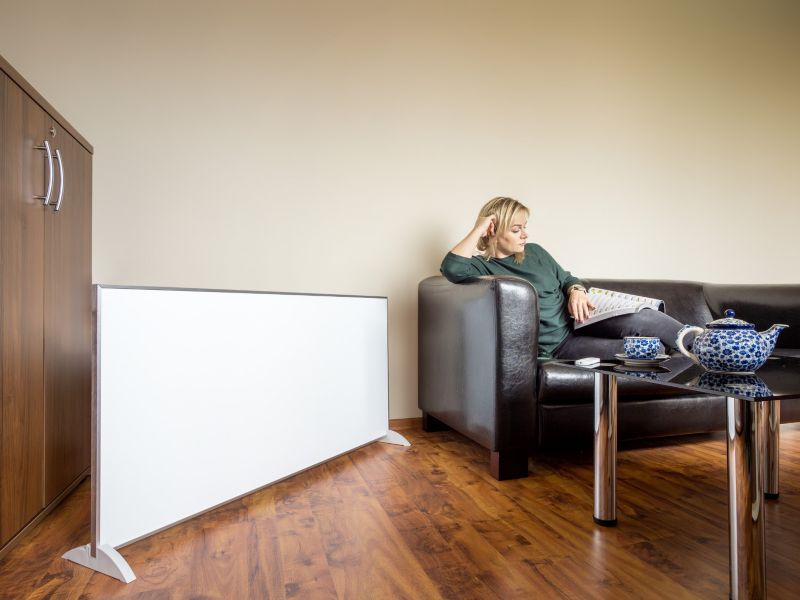 Grzejnik elektryczny na podczerwień Kaltmann 720W Wi-Fi Pilot 24m² 1szt.