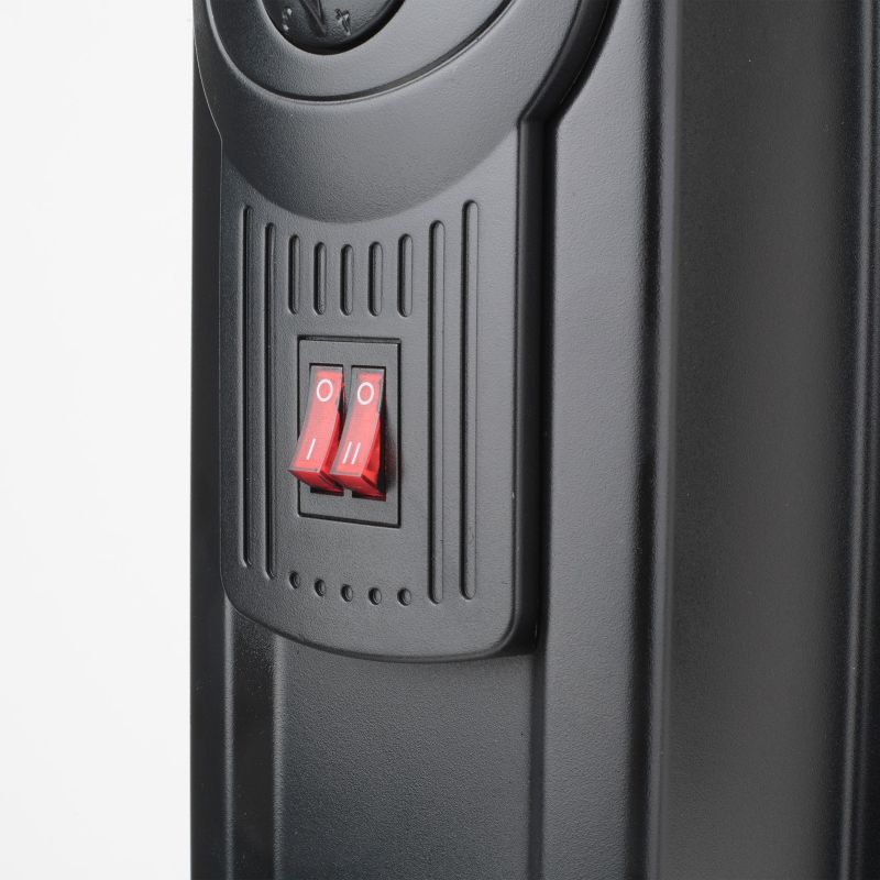 Grzejnik olejowy Black+Decker 2000W czarny, termostat, auto-wyłącznik, dla 20m2, 1 szt.