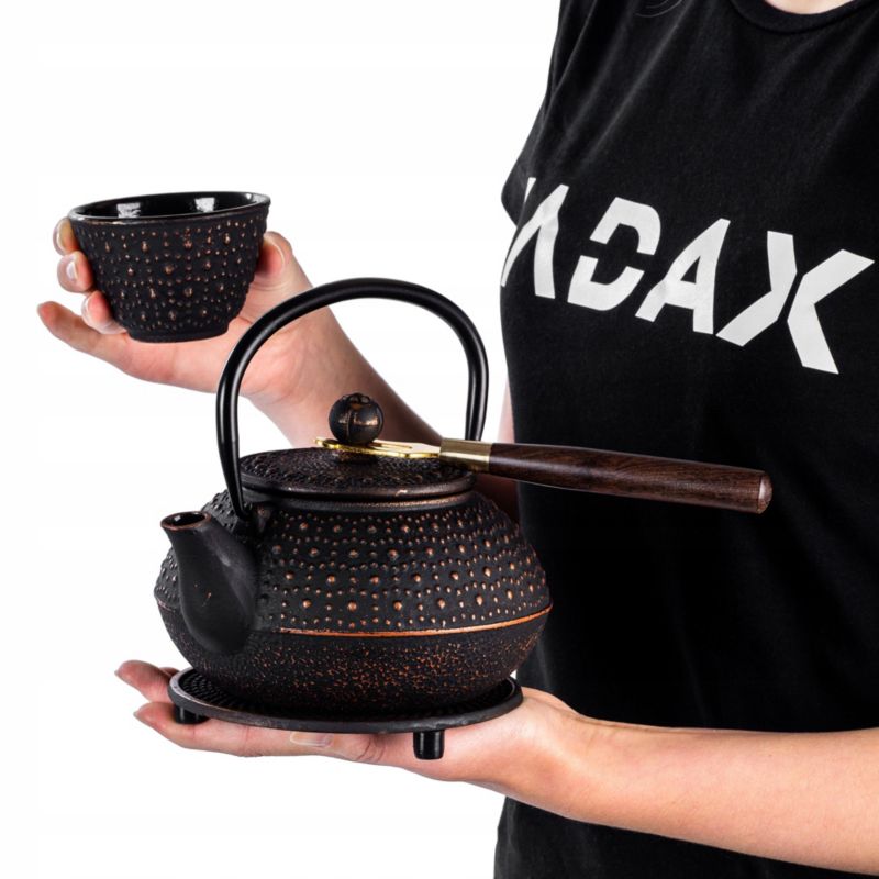 Imbryk KADAX Zaparzacz Herbaty Ziół Dzbanek Żeliwny 800ml Sitko + 4 Czarki Czarny 1szt.