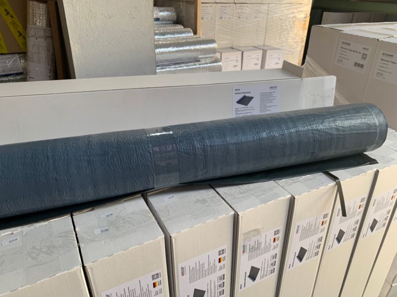 IZODACH Metalroof samoprzylepna membrana dachowa, naprawa dachu bez palnika