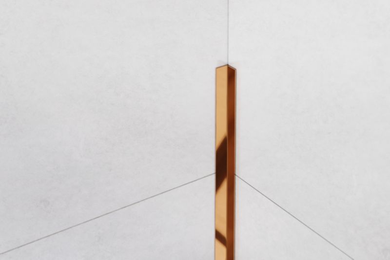 Kątownik wykończeniowy wewnętrzny L Lambro miedziany połysk 1cm x 1cm x 270cm 1 szt.