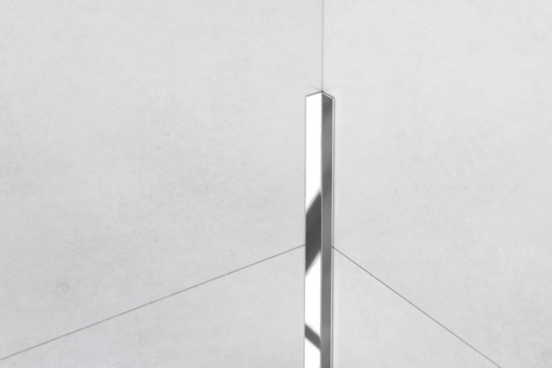 Kątownik wykończeniowy wewnętrzny L Lambro srebrny połysk 1cm x 1cm x 270cm 1 szt.