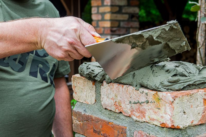 Kielnia sztukatorska NEO TOOLS trapezowa, 180 mm, uchwyt dwumateriałowy 1 szt.
