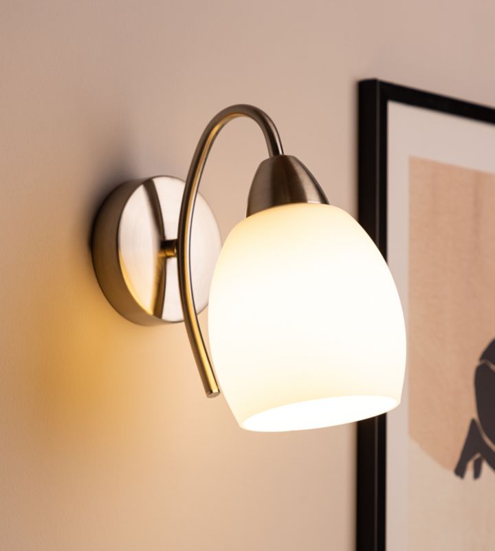Kinkiet SPOT Light  1xE27 Max.60W Subtelne Połączenie Satyny z Białym Szkłem, Polski Producent, 1 szt.