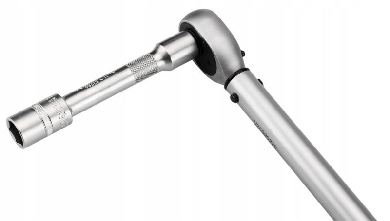 Klucz dynamometryczny NEO TOOLS 40-210Nm, 3 nasadki 17, 19, 21mm, przedłużka, 1 kpl
