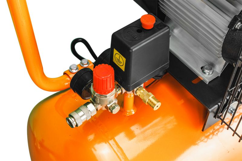 Kompresor olejowy NEO TOOLS 100l, 230V 1 szt