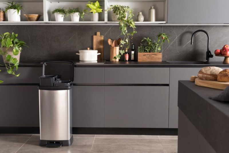 Kosz na śmieci z pedałem Curver Deco bin Duo 23+23L