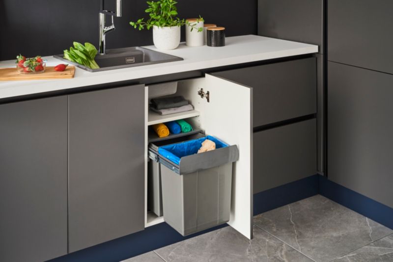 Kosz plastikowy zintegrowany GoodHome 50 cm z 2 pojemnikami