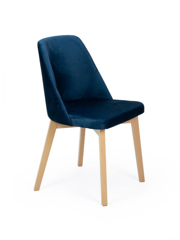 Chairline FLAVIO 1 čalouněná židle, tmavě modrá látka Monolith 77, nohy řemeslný dub, 1 ks.