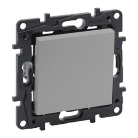 Łącznik schodowy pojedynczy Legrand Niloe Step aluminium