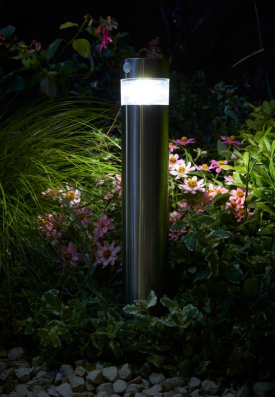 Lampa ogrodowa solarna GoodHome Kiana z czujnikiem ruchu 50 lm 5000 K stalowa