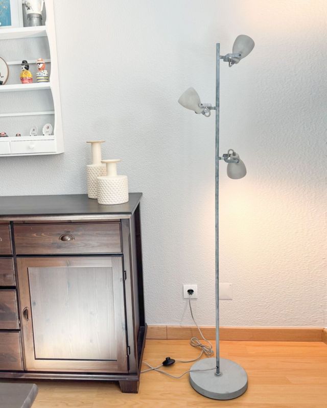 Lampa podłogowa Mistago Metal Szary 1 szt.