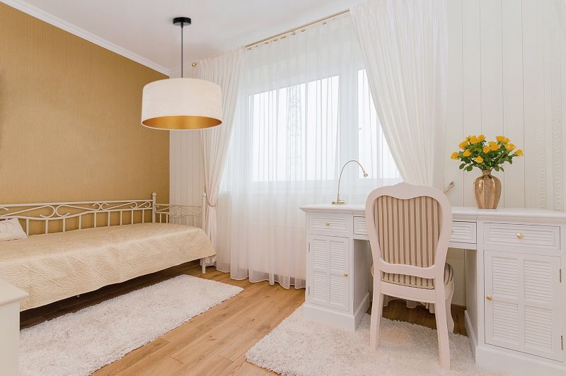 Lampa sufitowa wisząca Light Home LH Mediolan Welur 1x E27 60W kremowy/złoty 1szt.