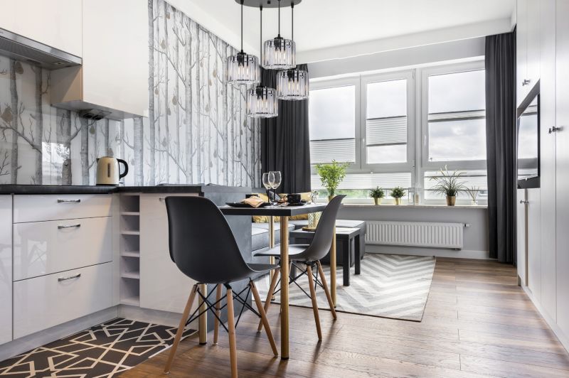 Lampa sufitowa wisząca okrągła Light Home LH Holdi 4x E27 60W klosz bezbarwne szkło 15cm 1szt.