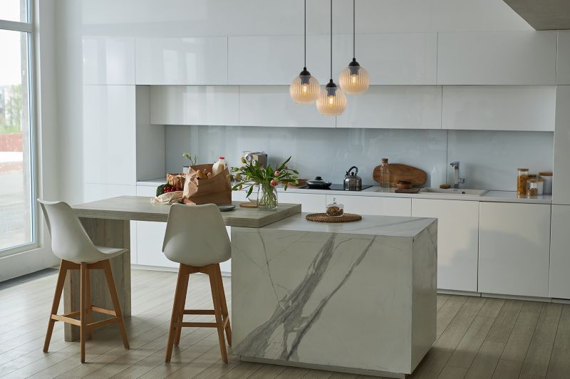 Lampa sufitowa wisząca okrągła Light Home LH Riffle Kula 3x E27 60W miodowy 1szt.